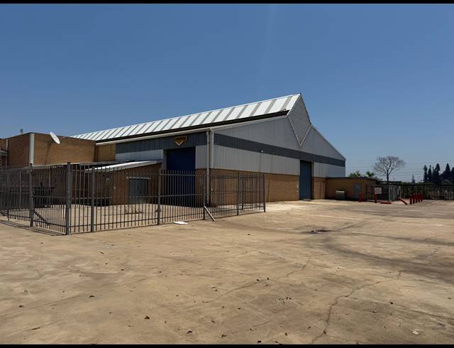 4,000M² WAREHOUSE TO LET IN UMHLALI